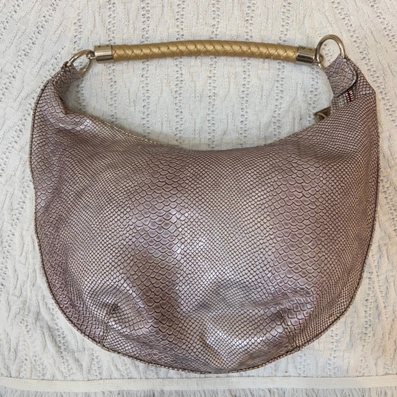 Dana Buchman, Faux Snake Skin Leather Shoulder Bag - Picture 5 of 13